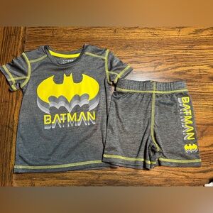 Jumping bean boys gray and yellow Batman matching outfit set 2T B1G1 50% off
